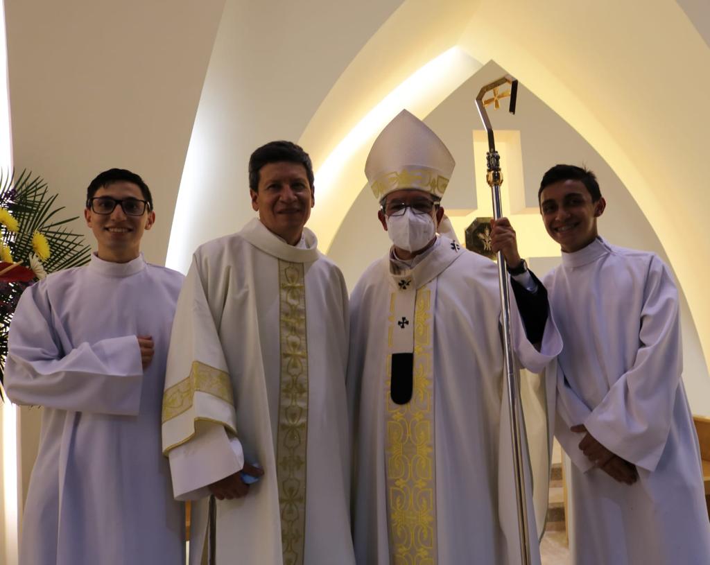 Visita Monseñor Luis José Rueda Aparicio.